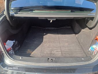 Mercedes-Benz E200 CDI - 5