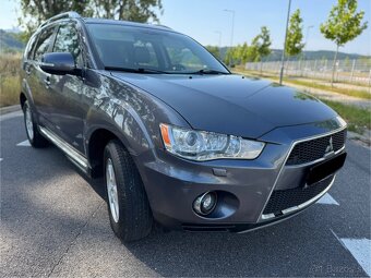 Mitsubishi Outlander 2.0D 7-miest 103KW 4x4 - 5