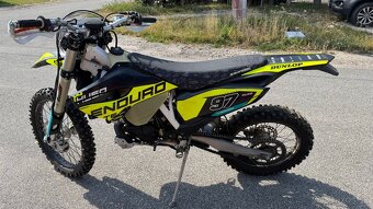 Husqvarna TE 250 - 5