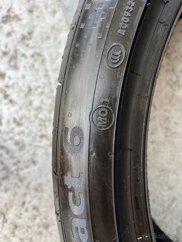 255/35 R21 - 5