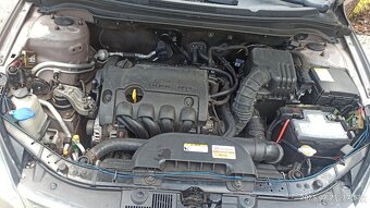 KIA CEED 1,4 i 66kw - 5