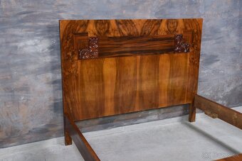 POSTEL Z ORECHOVÉHO DREVA ART DECO - 5