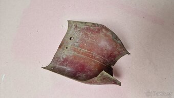 Prsíčka Jawa 550 Ľavostraný karburátor - vrchný diel - 5