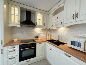 PRENÁJOM: 3-izbový, zariadený byt v novej nádstavbe v KNM - 5