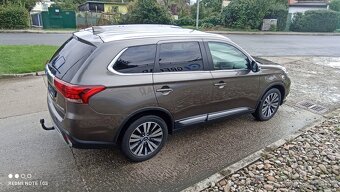MITSUBISHI  OUTLANDER  2,0   MIVEC  2WD   CVT - 5