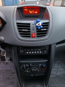 Peugeot 207 - 5