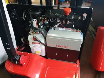 Elektrický ručný vysokozdvižný vozík - 5