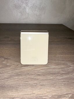Samsung Galaxy Z FOLD 3 - 5