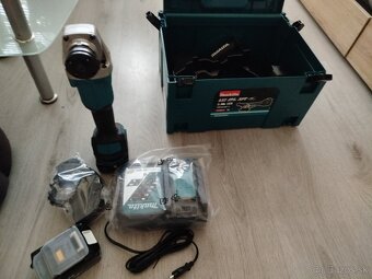 Nová AKU úhlová bruska Makita DGA504RTJ(SADA) - 5