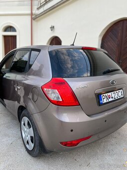 Predám KIA CEED - 5