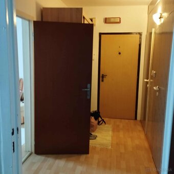 4- izbový byt v Trebišove - sídlisko SEVER / severná 2 - 5