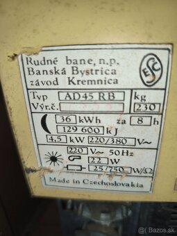 Akumulačné kachle AD-RB, pekný stav - 5