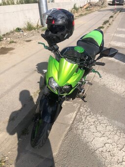 Kawasaki Z750 - 5