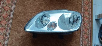 Predam svetlomet VW Touran 2006 L a. P - 5