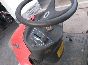 Malotraktor z kosačkou - 5
