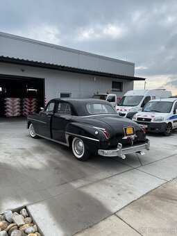 Dodge Coronet 1949 sedan - 5
