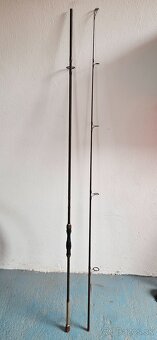 Predám udicu Delphin IMPALA 3m, 2,75lbs 2 diely - 5