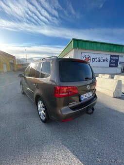Volkswagen Touran 1.6TDI DSG - 5