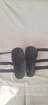 Predám výstroj na motorku - 5