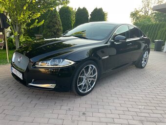 Jaguar XF 2.2D - 5