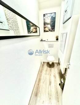 Exkluzívny prenájom obchodných priestorov v centre Malaciek - 5