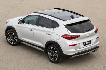 Hyundai Tucson 1.6 T-GDi Premium A/T 4x4, panoráma okno - 5