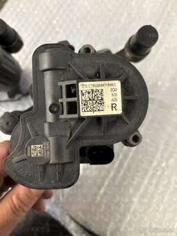 Skoda vw brzdove strmene elektricke - 5