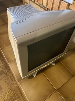 PHILIPS 107X43 farebny PC monitor CRT - 5