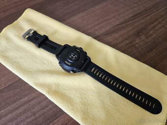 Predám Garmin Forerunner 955 – TOP stav
- 5