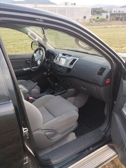 Toyota Hilux 2.5D-4D 4x4,106kw,Odpočet DPH - 5