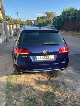 Volkswagen Golf - 5