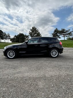 Predám BMW E87 118d - 5