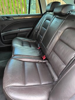 Škoda Superb 3,6 fsi 4×4 - 5