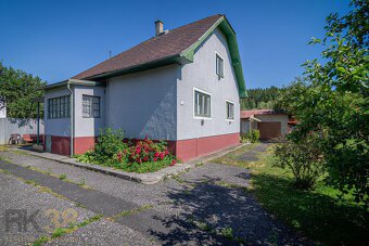 Príjemný rodinný dom a pozemok vo Veľkej Lomnici - 5
