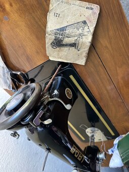 Šijací stroj lada - 5