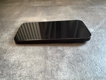 iPhone 15 Black 128GB - 5