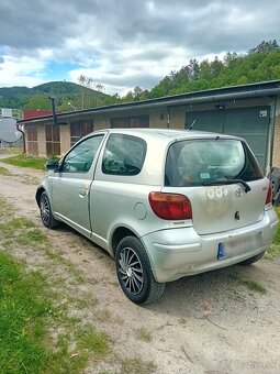 Toyota Yaris - 5