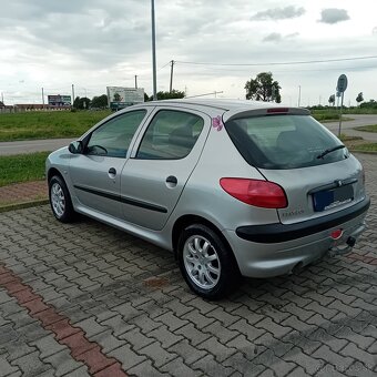 Peugeot 206 1.4 benzín 55kw - 5