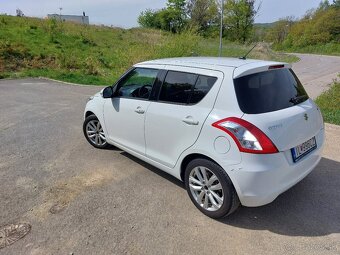 Predám Suzuki Swift 1.2 69kW, r. 2013 - 5