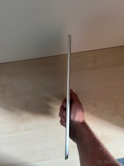Apple iPad Air (3. generácie) 64gb - 5
