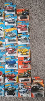 Hot Wheels autá - 5