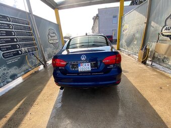 volkswagen jetta 1.2 tsi 77kw Limited Edition - 5