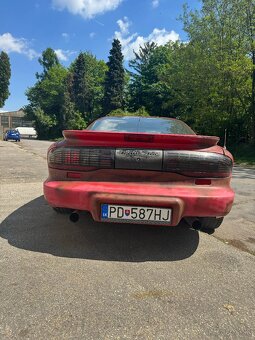 Pontiac Firebird 3,4 V6 - 5