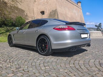 Porsche Panamera GTS - 5