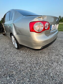 Volkswagen Jetta 1.9 TDI 77 kW – 2009 - 5