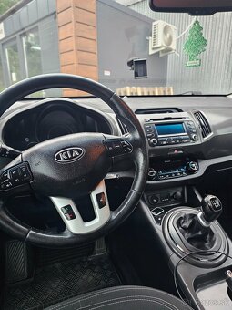 Kia sportage - 5