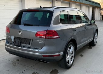 VW Touareg II 3.0 TDI V6 Executive - 5