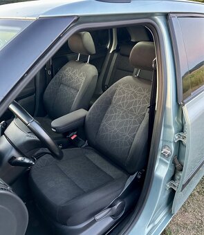Škoda Fabia 1.2 TSI manuál benzín 162 000km - 5