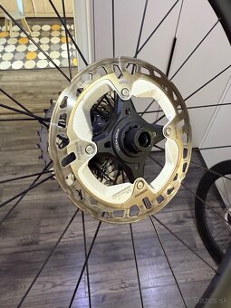 Cestné karbónové kolesá Shimano ULTEGRA R8170 C60 - 5