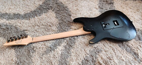 predám elektrickú gitaru Ibanez S320 vo výbornom stave - 5